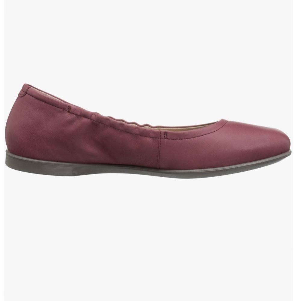 Ecco rose flats - size 8.5, EU 39